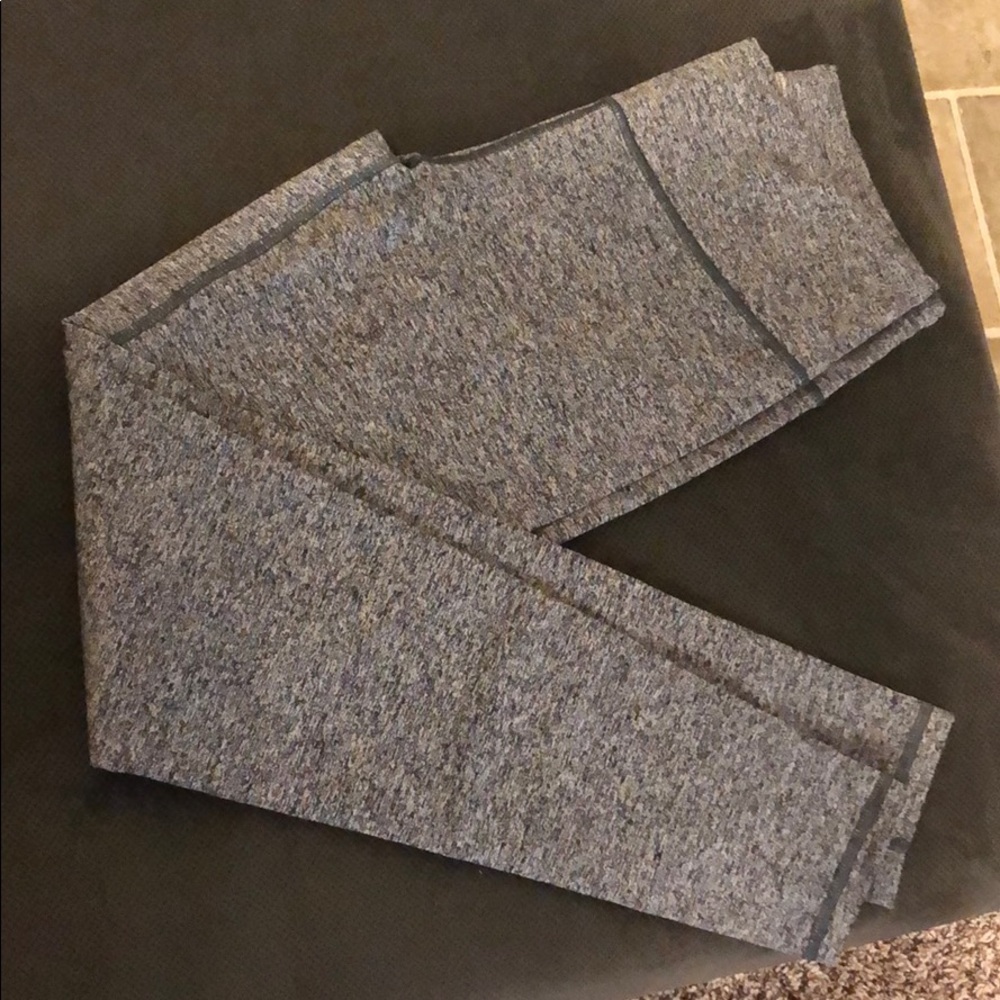 Victoria’s Secret Sport leggings